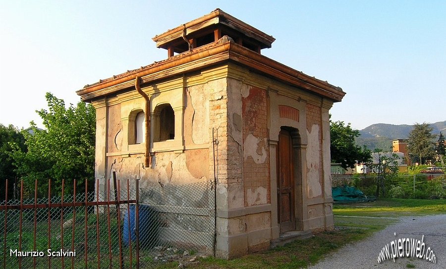 17 I bagni della stazione di Paladina.JPG